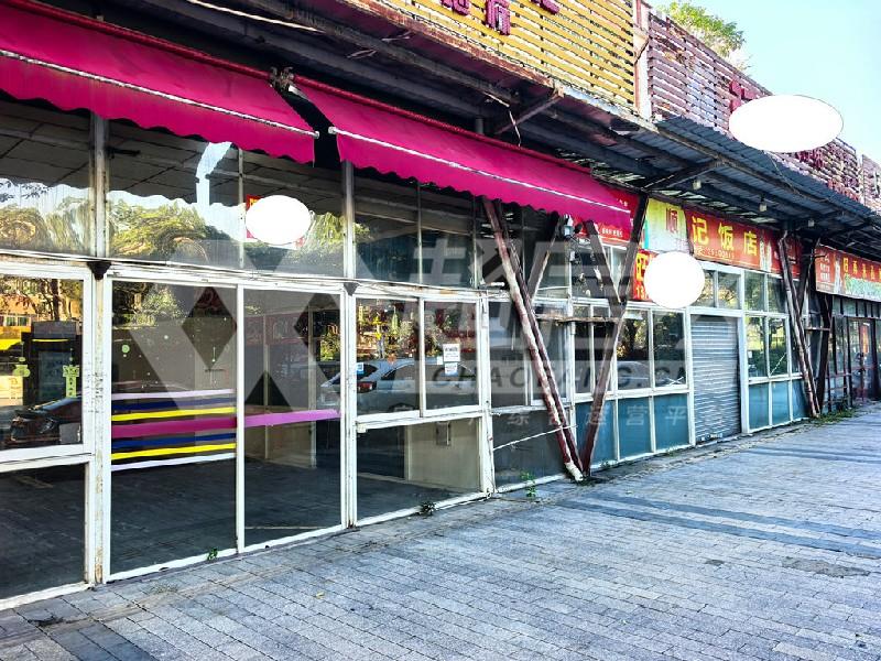 鸡洲村委会出租房卧室