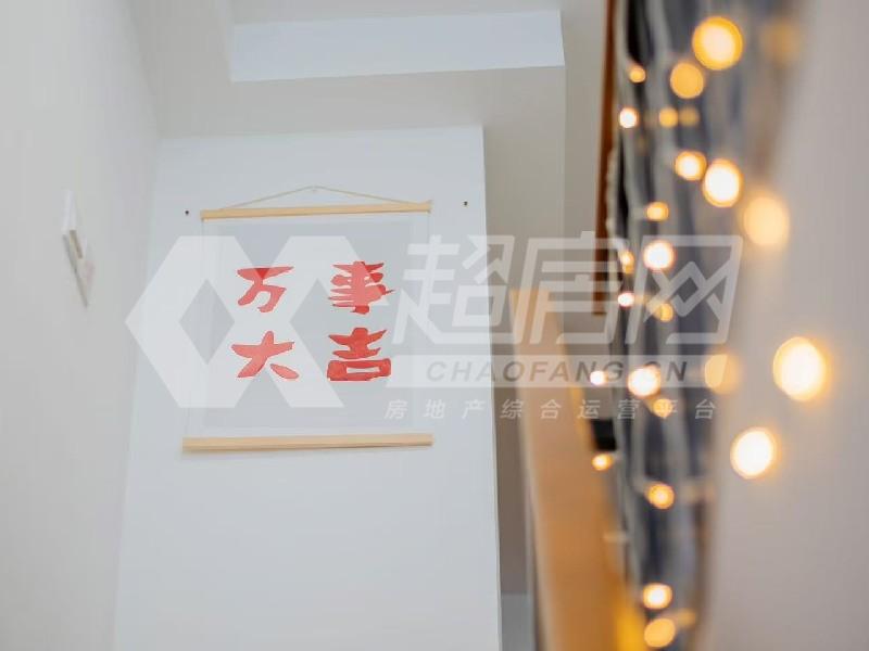 云谷广场（商住楼）出租房卧室
