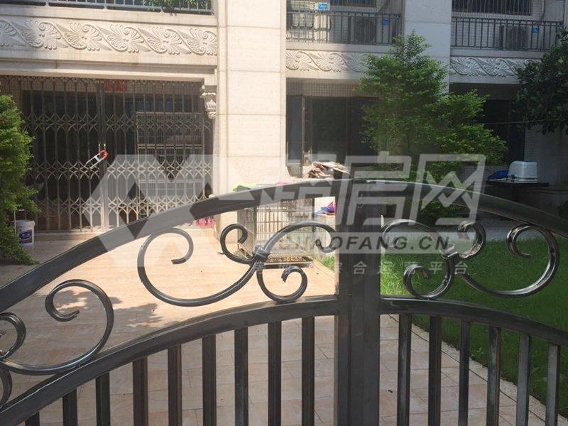 龙江碧桂园豪庭出租房露台