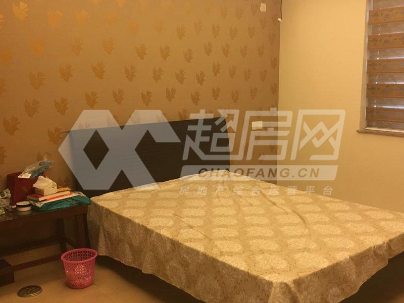 龙江碧桂园豪庭出租房卧室