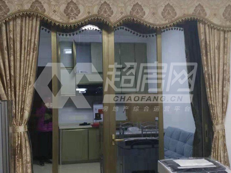星豪湾出租房客厅